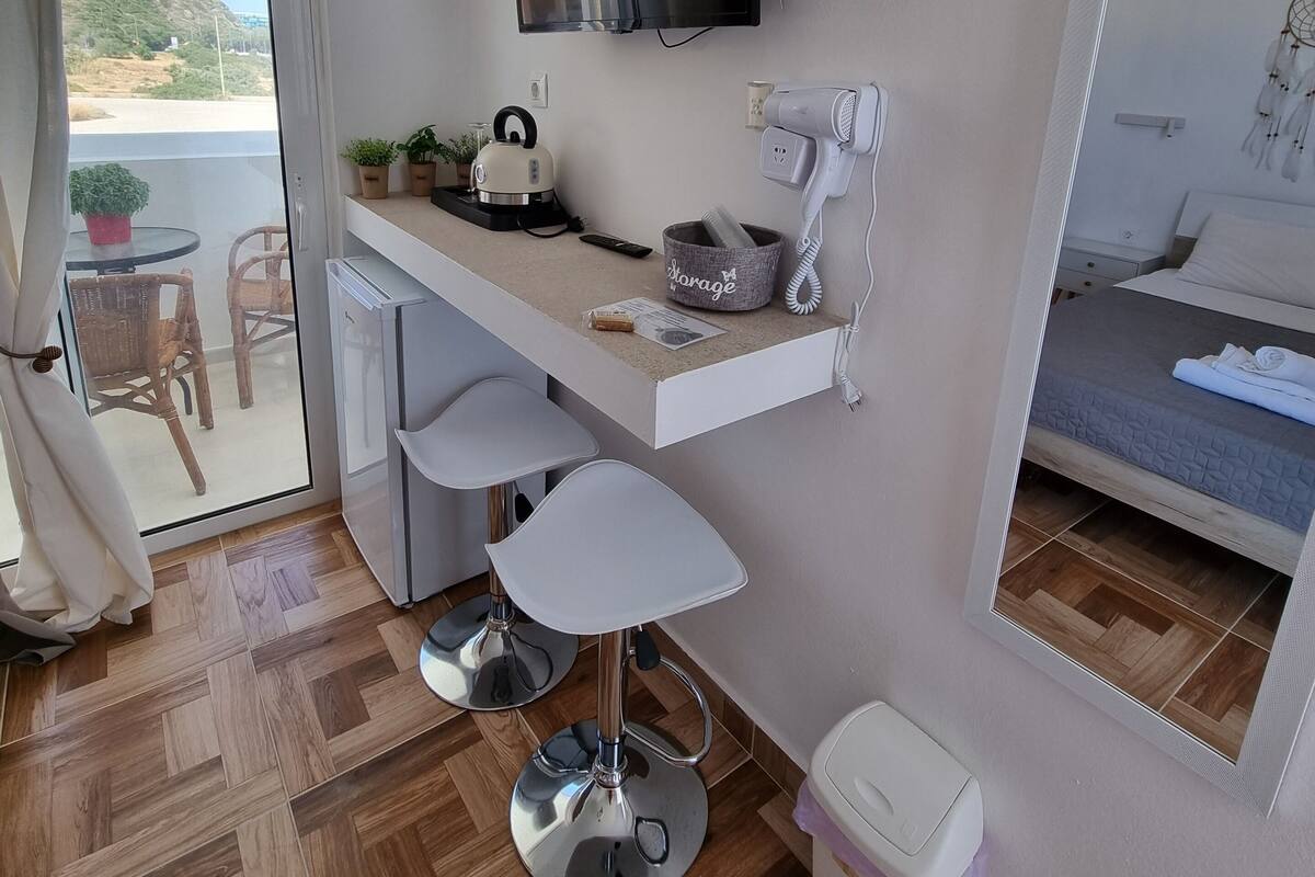Basic Double or Twin Room, 1 Queen Bed, Non Smoking, Sea View | In-room safe, blackout drapes, iron/ironing board, WiFi (free)