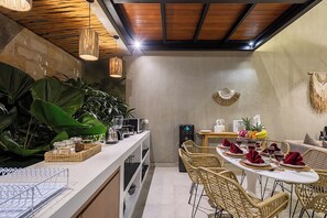 Dining - 10 Min From Seminyak & Canggu - Villa Mahoni (Bali)