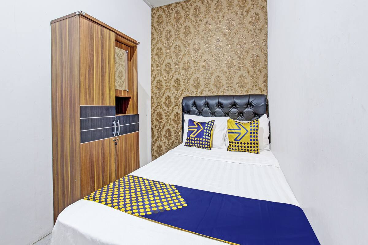 Escrivaninha, Wi-Fi de cortesia, roupa de cama