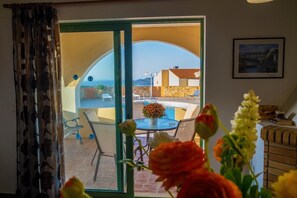Dining - Villa Erato in Stalos in Secluded Place with Pool, BBQ, Jacuzzi, Sea Views (Chania)
