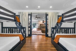 4 bedrooms, desk, iron/ironing board, travel crib