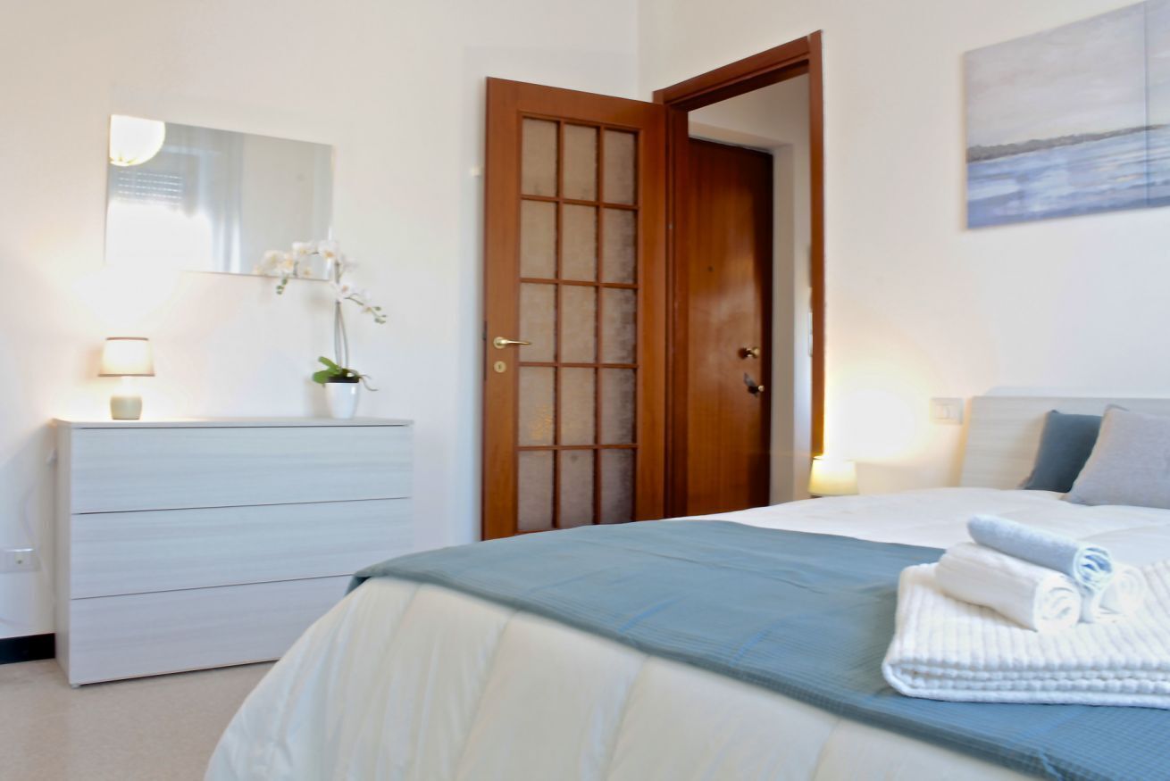 2 chambres, fer et planche à repasser, literie fournie