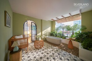 Suite (with Afternoon tea)