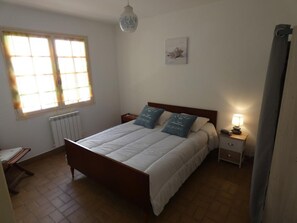 2 bedrooms