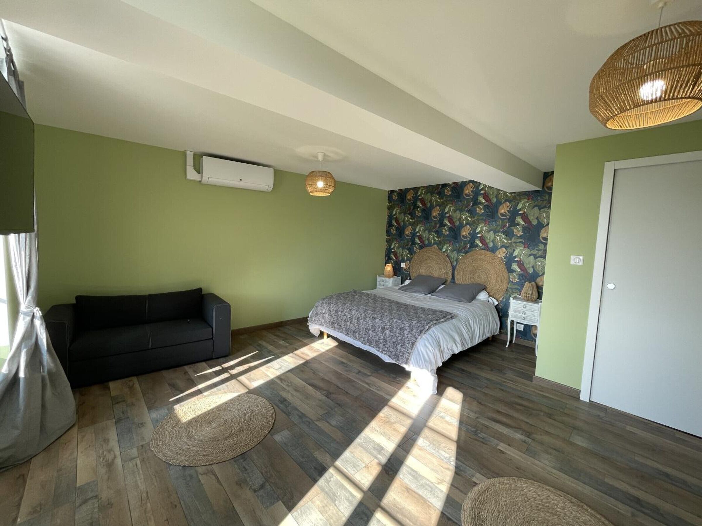 2 bedrooms, desk, free WiFi