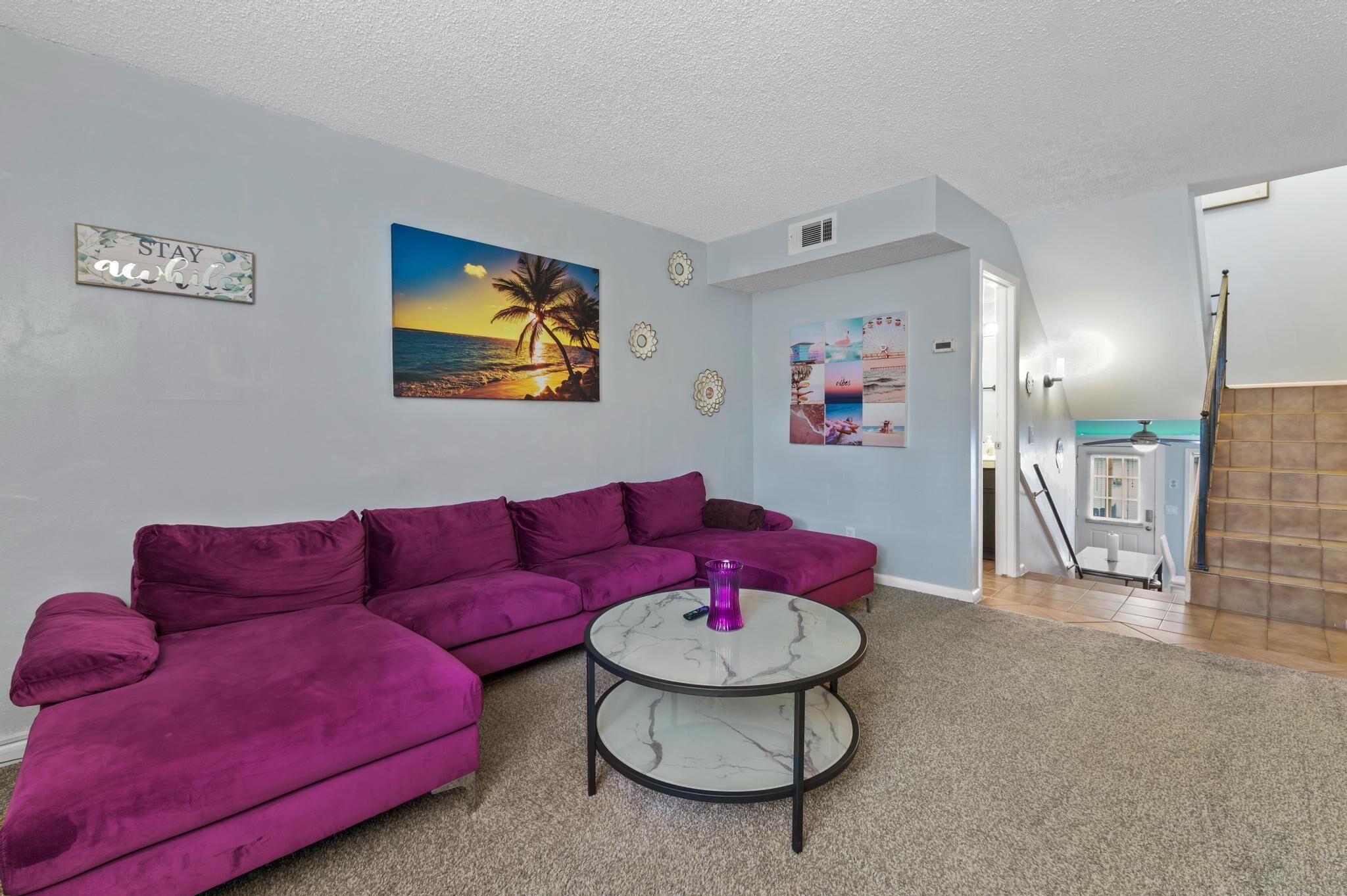 This house is a 2 bedroom(s), 1.5 bathrooms, located in Tampa, FL.