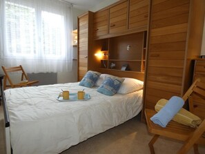 1 bedroom
