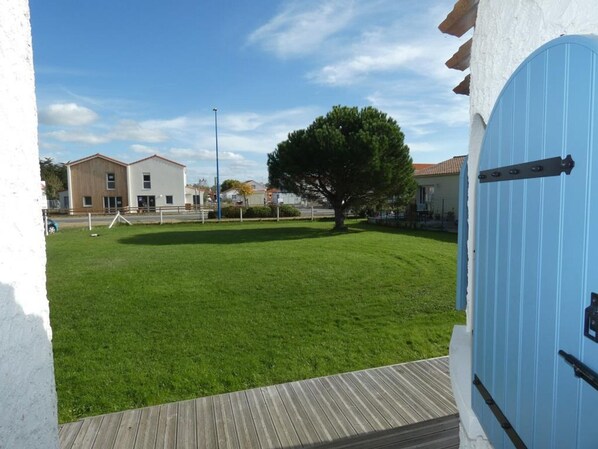 Property grounds - Holiday Home Notre-Dame-de-Monts, Garden, Pets Allowed (Notre-Dame-de-Monts)