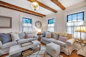 Luokittelematon kuva, 2 kautta 38, painike