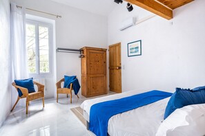 3 chambres, fer et planche à repasser, lit parapluie, Wi-Fi gratuit