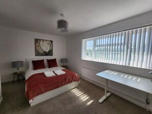 5 bedrooms, iron/ironing board, travel crib, free WiFi