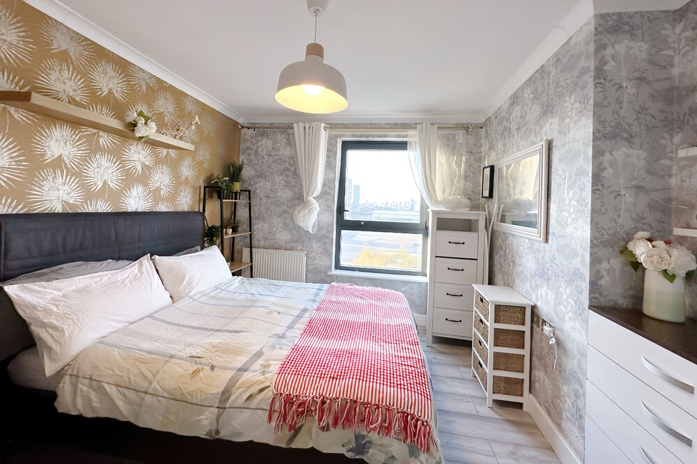 Canary Wharf two Bedroom Apartment