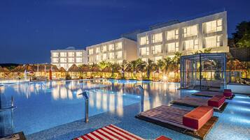 Indoor pool, seasonal outdoor pool, cabanas (surcharge)