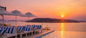 Calacatta Hotel & Resort