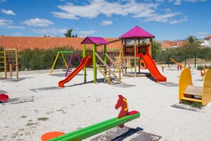 Children's area - Trogir, Okrug Gornji, Simba 1 apt (Okrug Gornji)