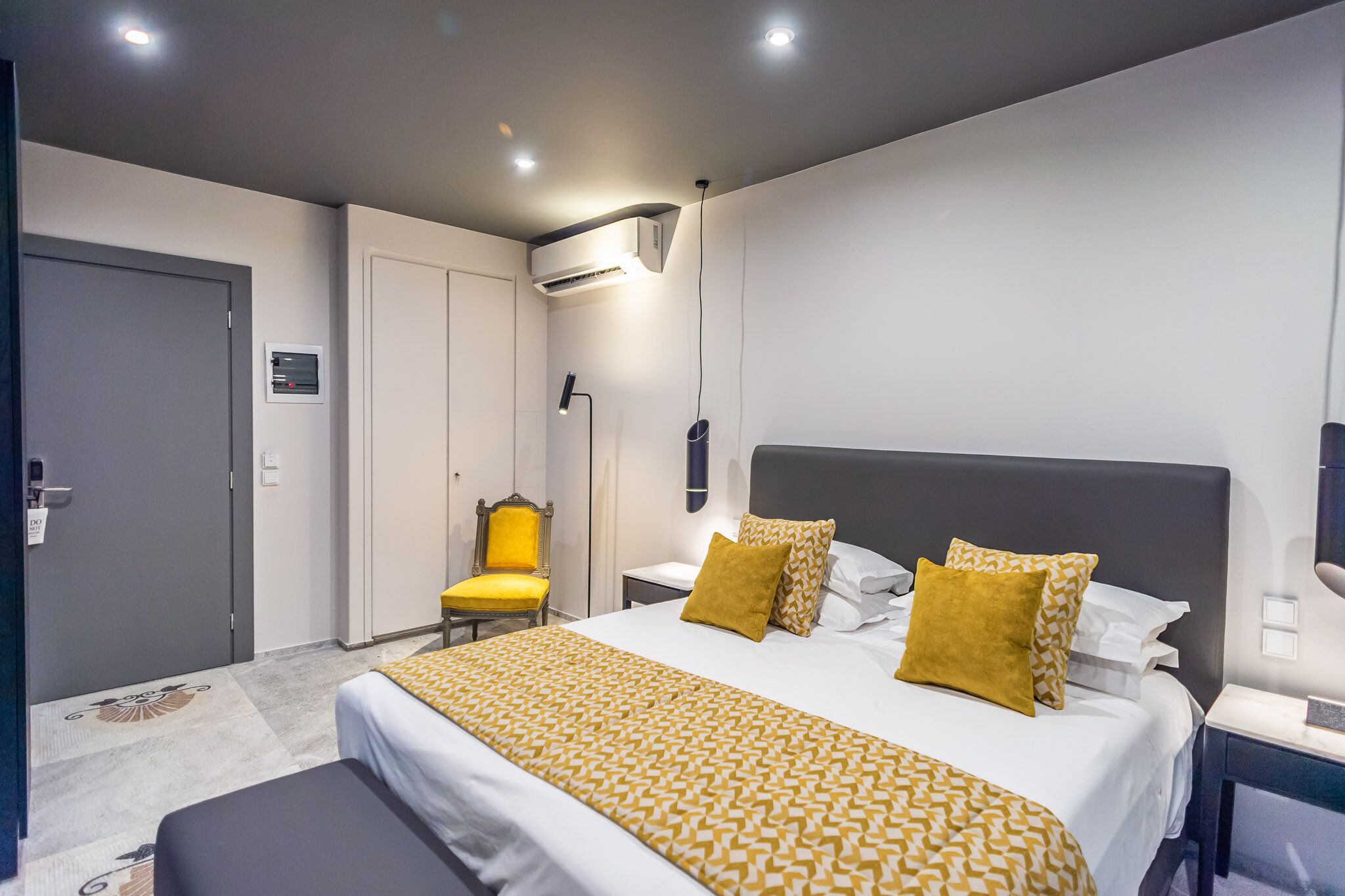 Junior Suite With Terrace by 33Solonos Suites 