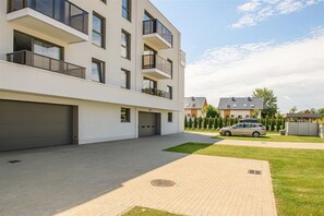 Exterior - Puck Azure Sea Resort by Renters (Puck)