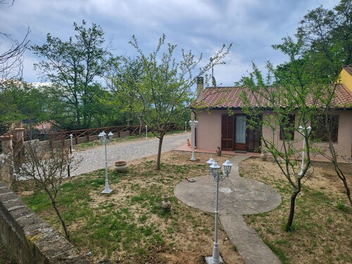 Orizzzonti del Castelluccio Red fox enchanting elegant cottage