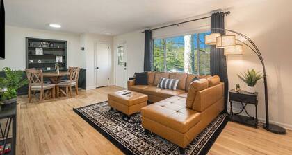 Waldo Speakeasy 6 bedroom/7 beds/2.5 baths