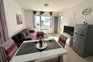 TV - Trogir, Okrug Gornji, Simba 3 apt (Okrug Gornji)