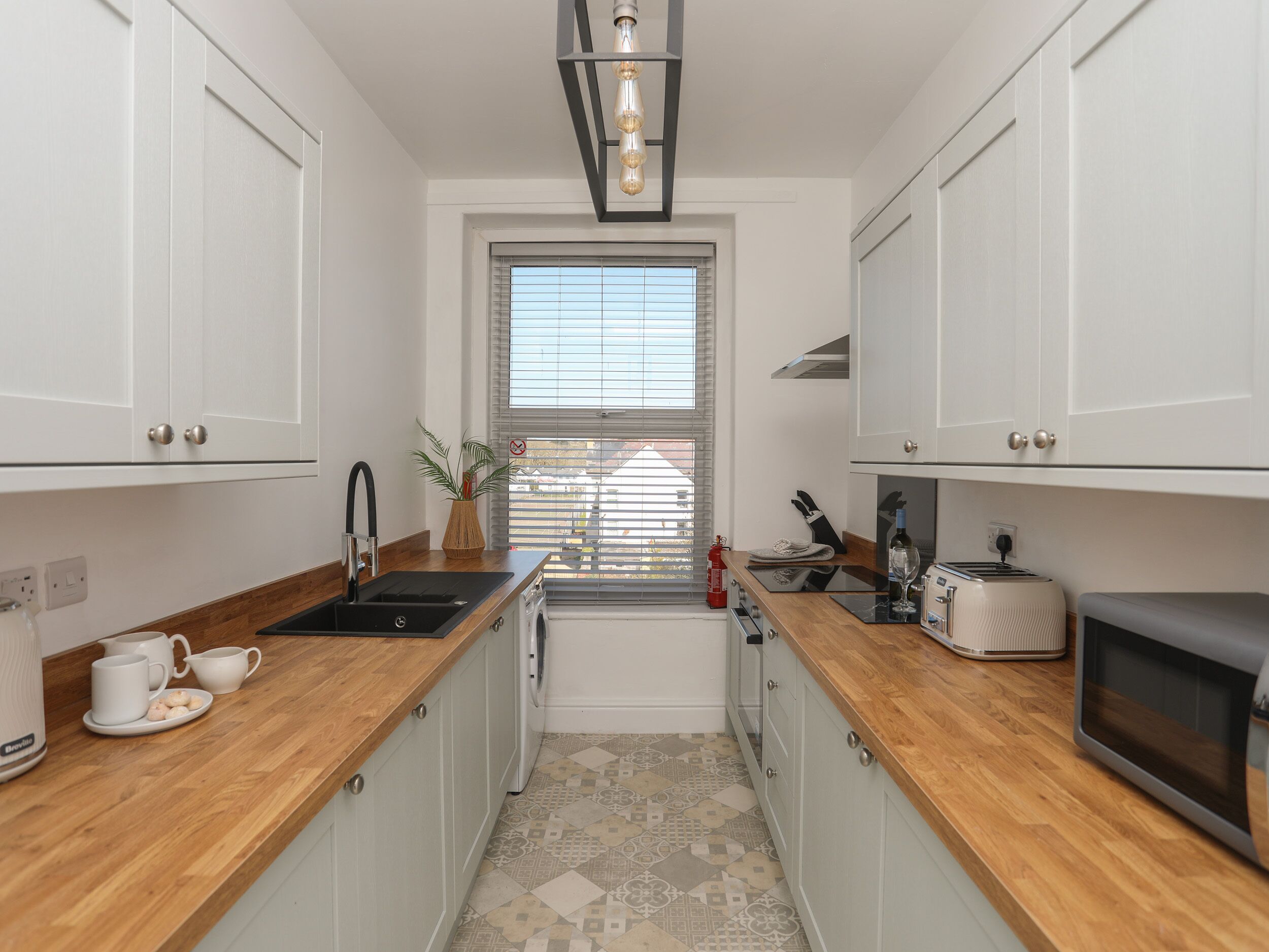 Fridge, dishwasher, electric kettle, toaster