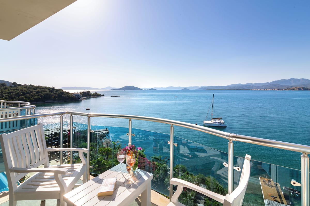 Superior Double or Twin Room, 1 Bedroom, Sea View | Terrace/patio