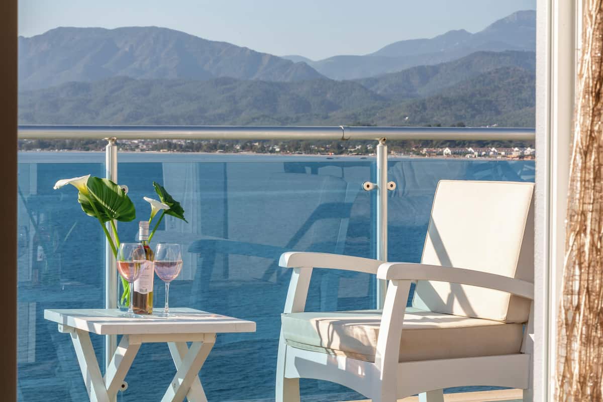 Classic Quadruple Room, 1 Bedroom, Sea View | Balcony