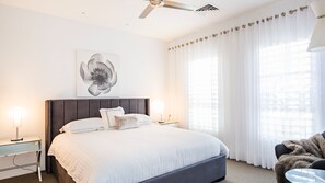 4 bedrooms, travel cot, WiFi, bed sheets