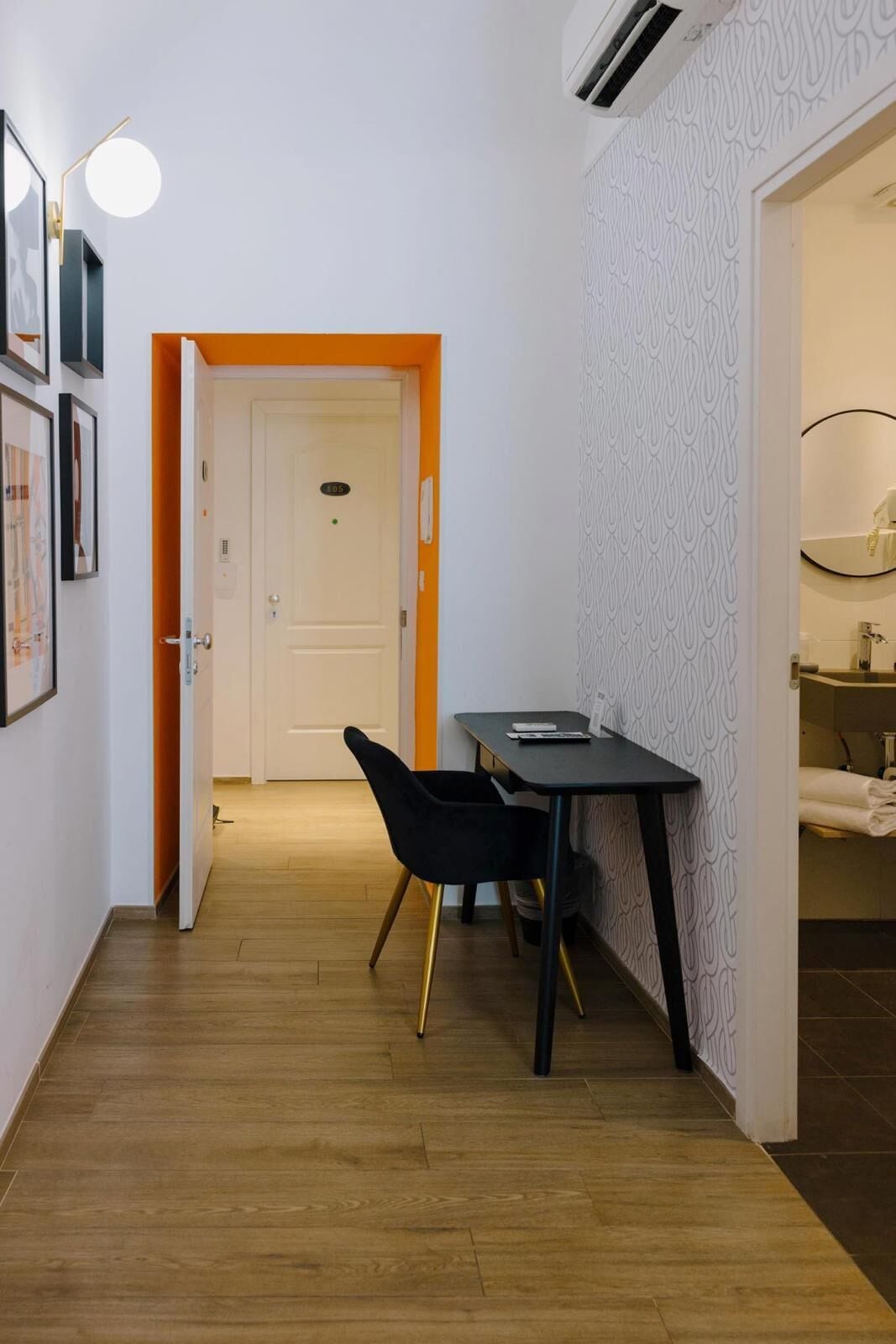 Foto - The B Place Cola