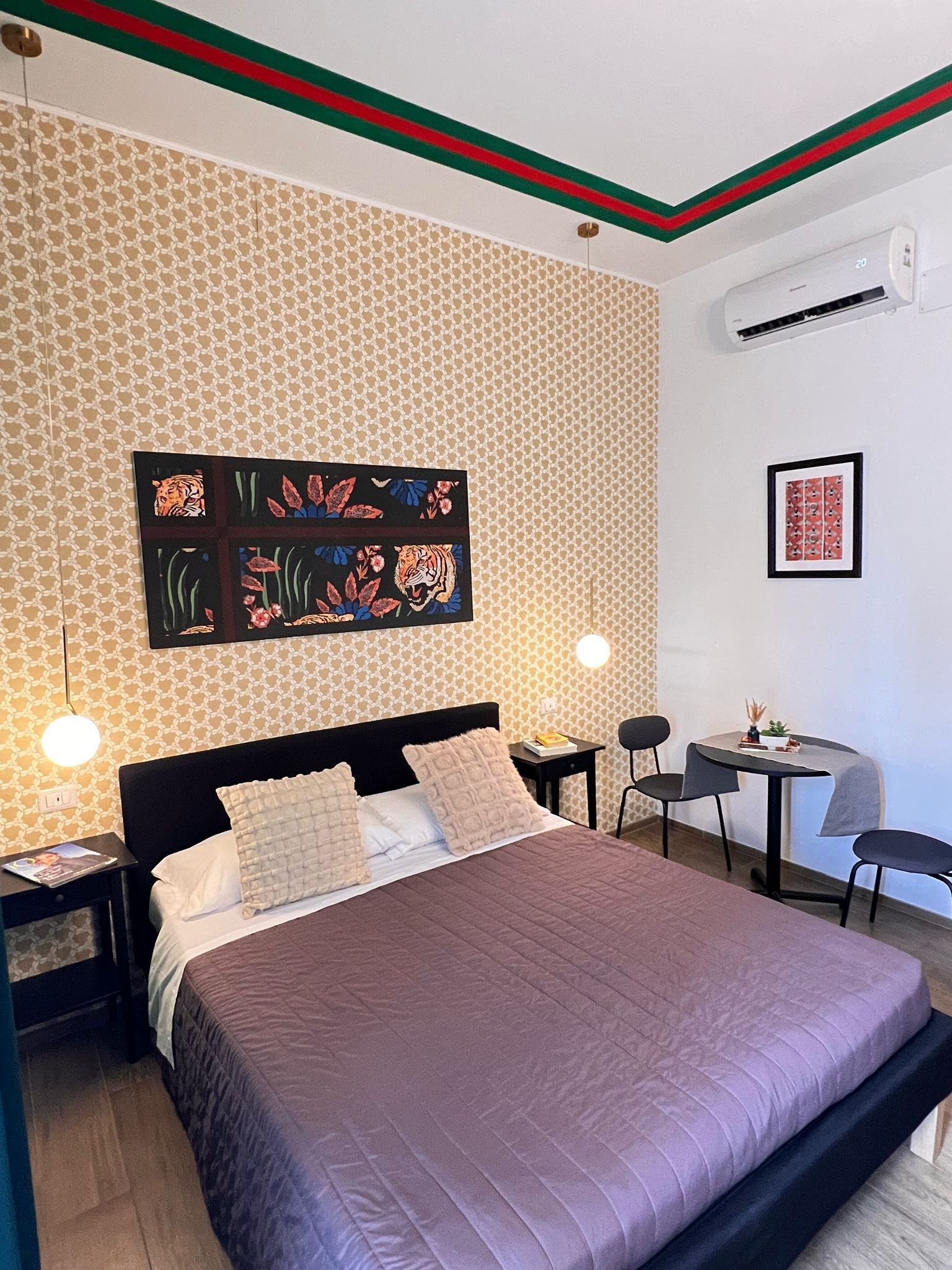 Foto - The B Place Cola