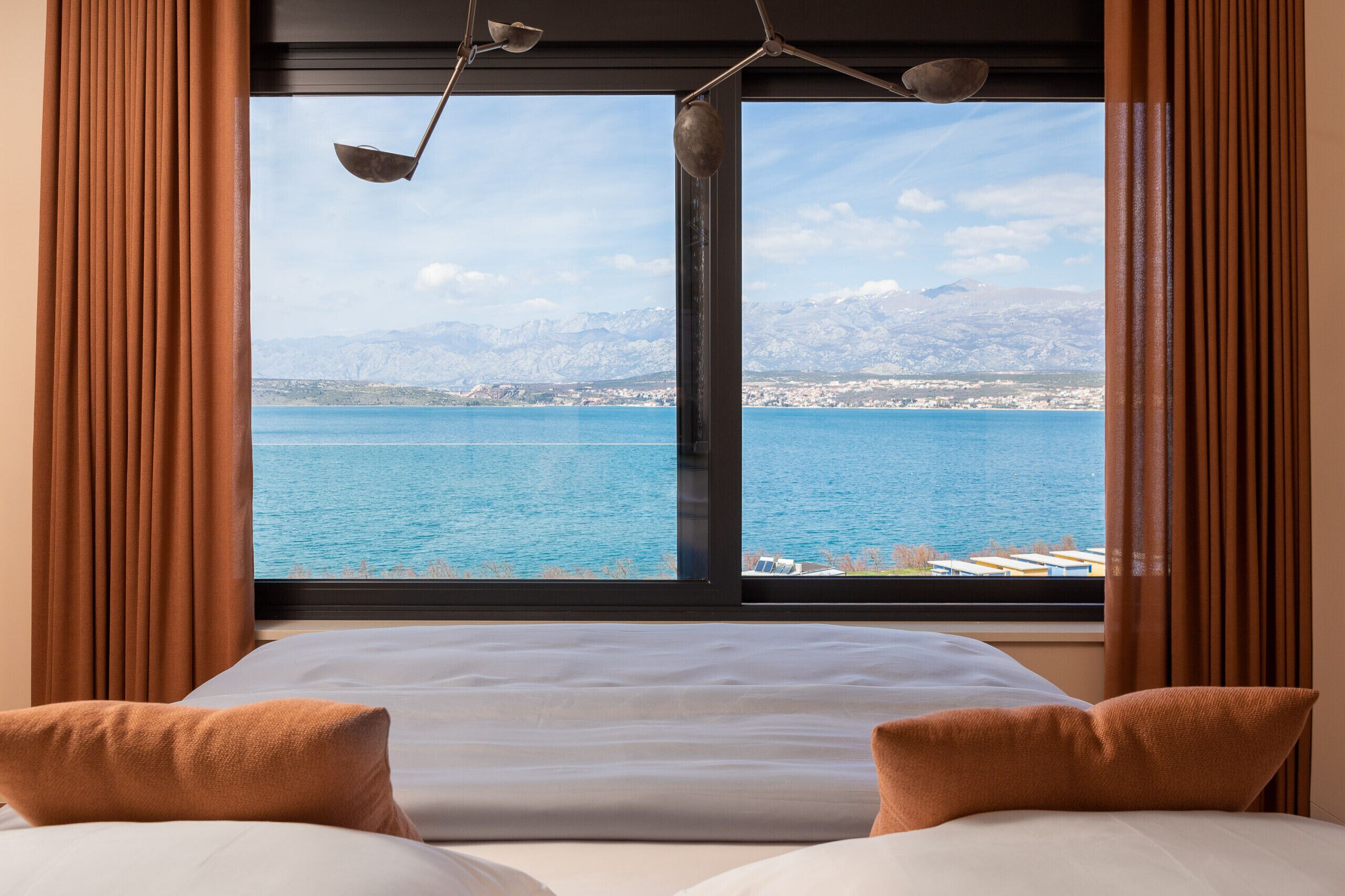 4 Schlafzimmer, Bügeleisen/Bügelbrett, kostenloses WLAN, Bettwäsche