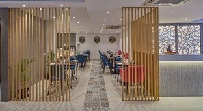 Restaurant - Regenta Inn 4th Block Koramangala (Bengaluru)