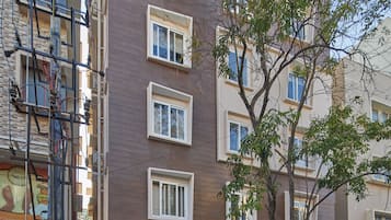 Mặt tiền nơi lưu trú