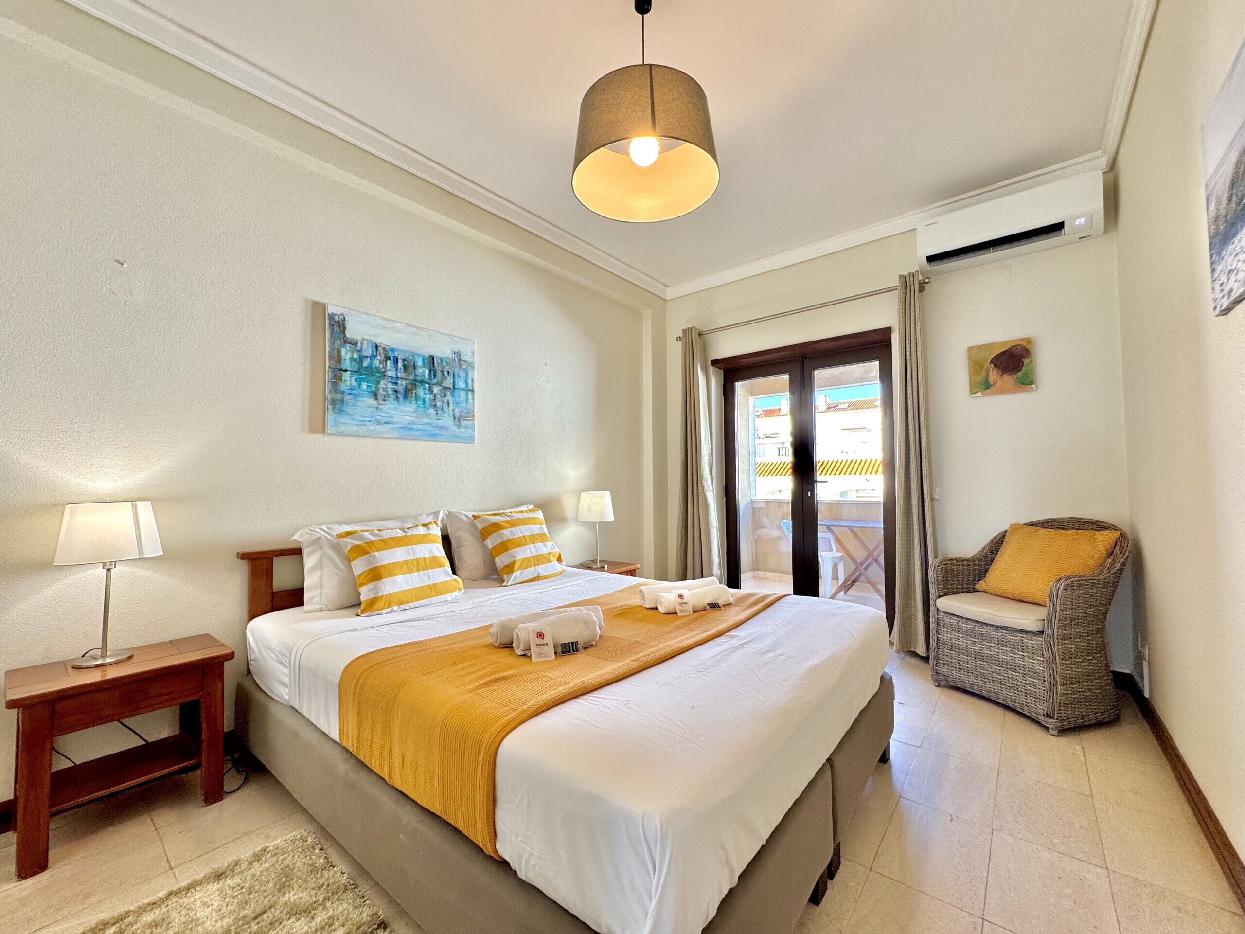 2 kamar tidur dan seprai linen