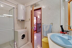 Towels - Lagos Downtown by Homing (Lagos)