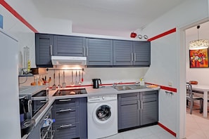 Apartment, 1 Bedroom, Terrace | Private kitchen
