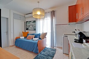 1 habitación y ropa de cama 
