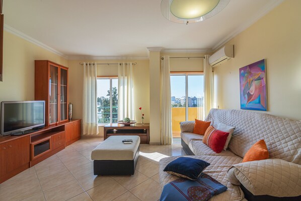 Living room - Faro Stylish 1 by Homing (Faro)