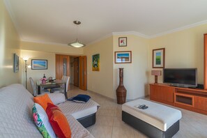 Living room - Faro Stylish 1 by Homing (Faro)