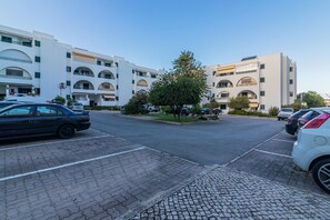 Property grounds - Albufeira Salgados Beach 1 by Homing (Albufeira)