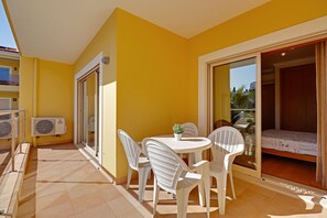 Apartment, 1 Bedroom, Pool Access | Balcony - Lagos Balcony With Pool by Homing (Lagos)