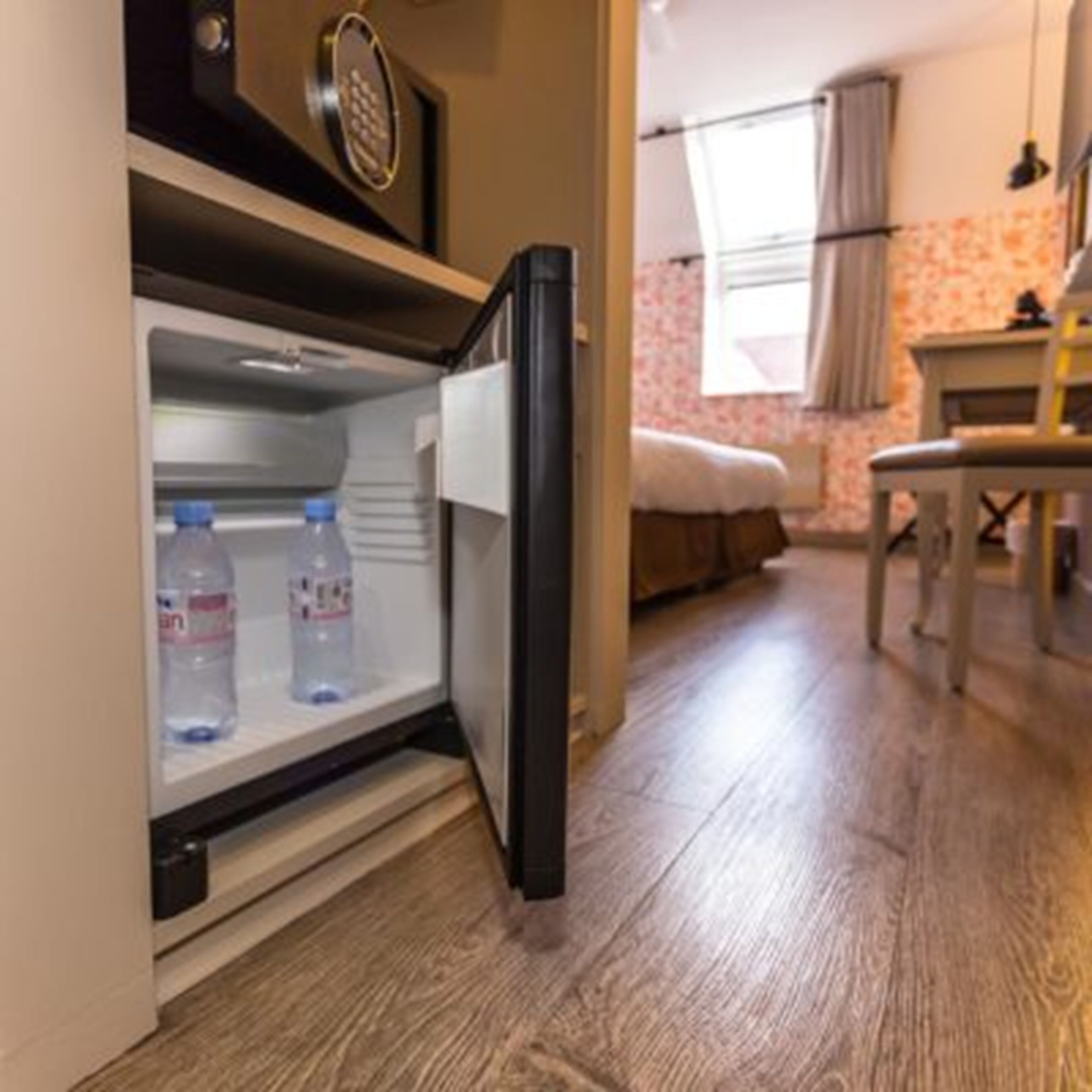 무료 WiFi, 침대 시트