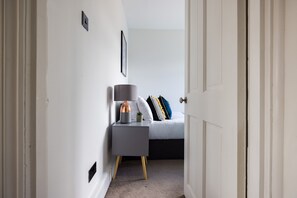 2 bedrooms, hypo-allergenic bedding, individually furnished - The Tower Bridge Luxury Collection (London)