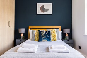 Apartment | 2 Schlafzimmer, Allergikerbettwaren, individuell eingerichtet