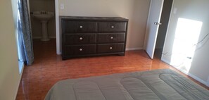 3 camere, Wi-Fi, lenzuola