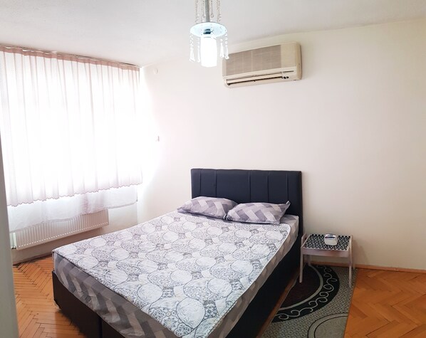 Appartement Premium | Literie de qualité supérieure, ameublement personnalisé