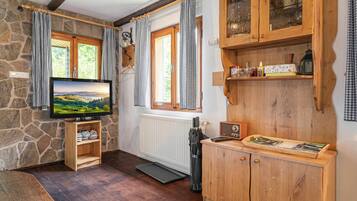 Family Chalet, Multiple Bedrooms, Mountainside (Alpine Chalet Metka at Lake Bohinj) | Interior