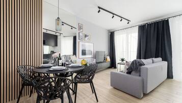 Studio, Balcony | Living room