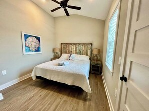 2 chambres, fer et planche à repasser, Wi-Fi gratuit, draps fournis