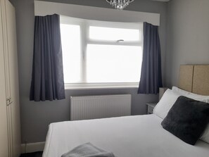 Maison | 4 chambres, fer et planche Ă repasser, Wi-Fi gratuit, draps fournis
